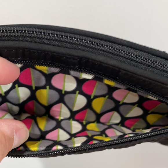 Vera Bradley Large Top Zip Wristlet Black - Picture 4 of 10
